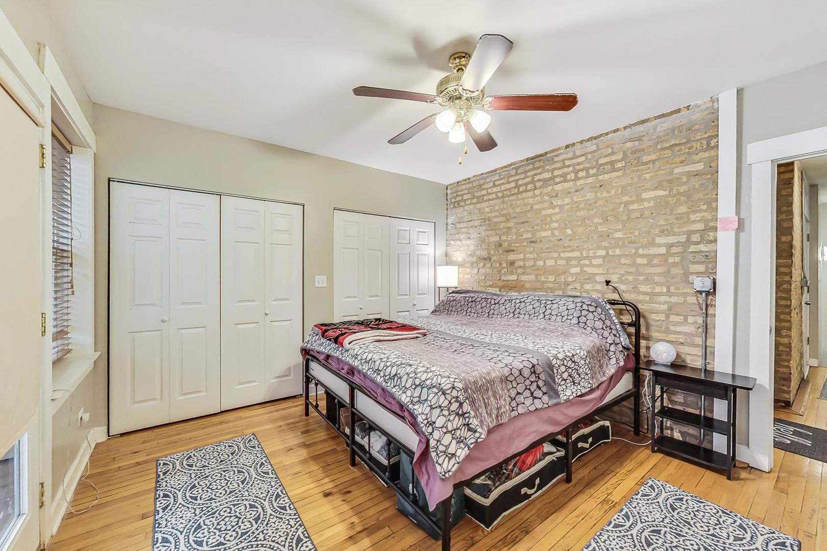 4936.5 N Winthrop Avenue Unit: 1W