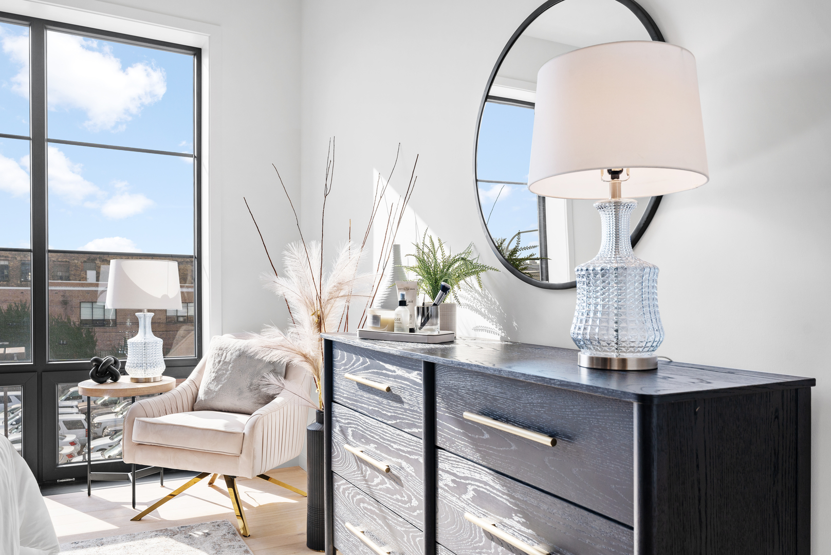 514 N Leavitt Street Unit: 303