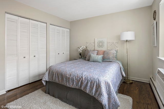 420 W Aldine Avenue Unit: 428