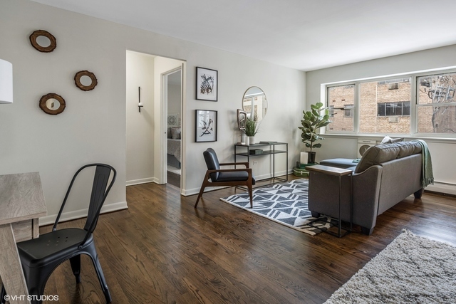 420 W Aldine Avenue Unit: 428