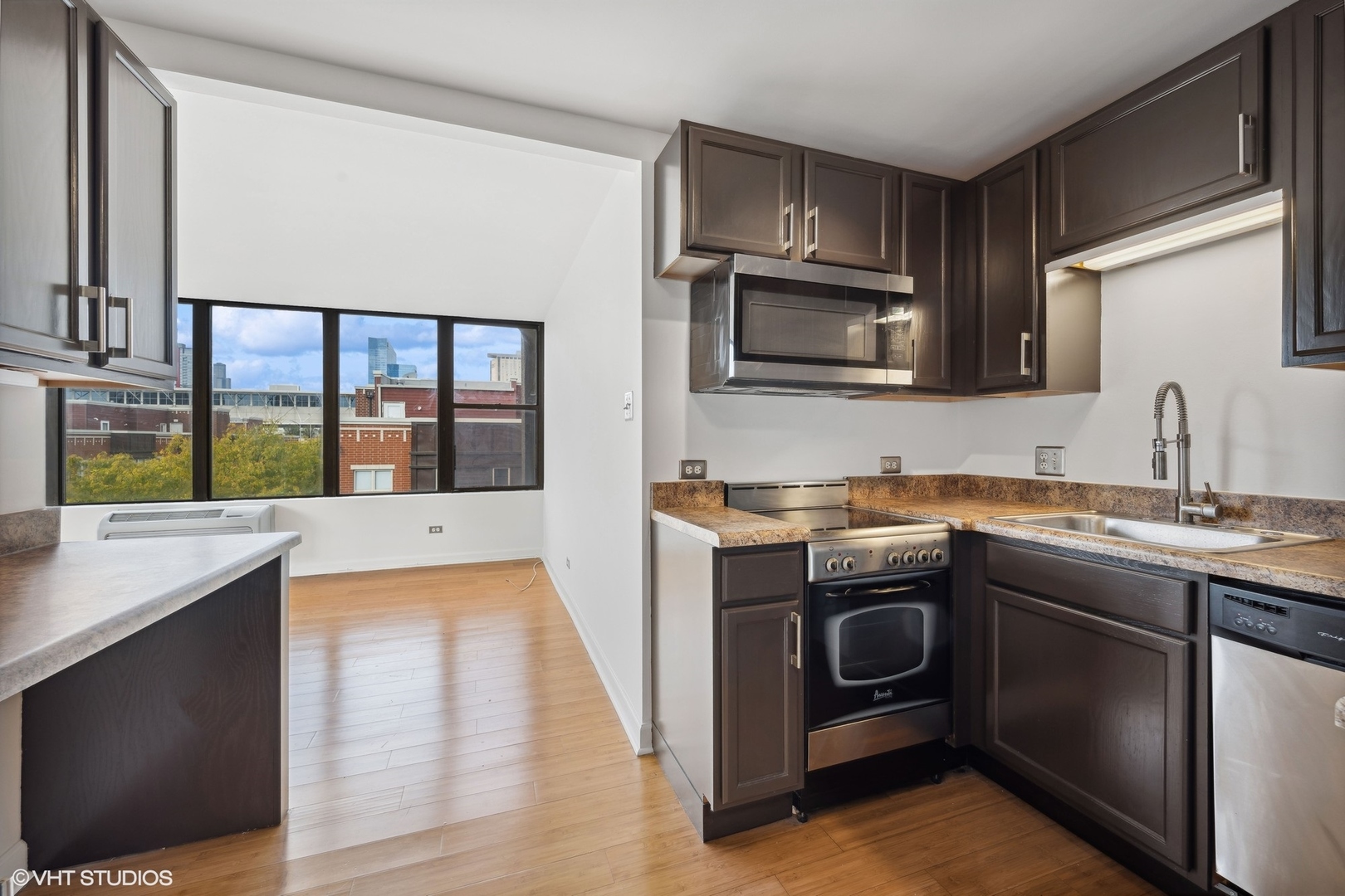 345 E Eastgate Place Unit: 402