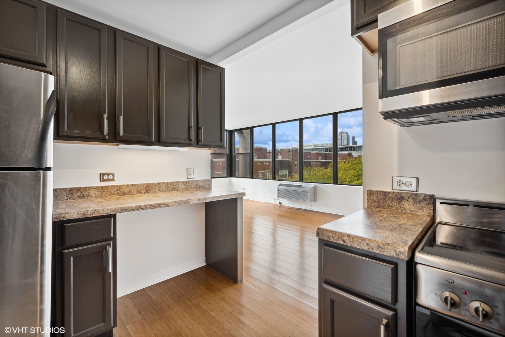 345 E Eastgate Place Unit: 402