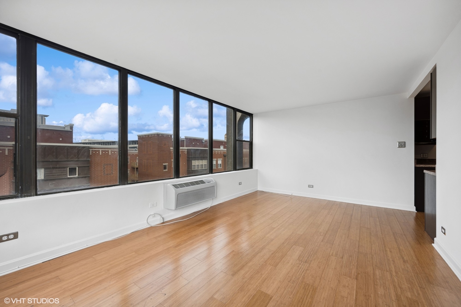 345 E Eastgate Place Unit: 402