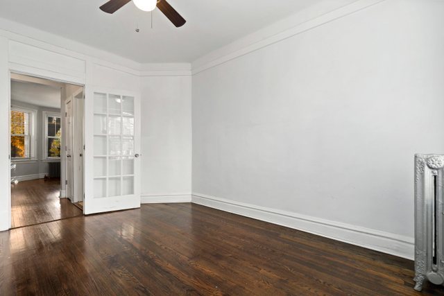 5922 N Magnolia Avenue Unit: 1S