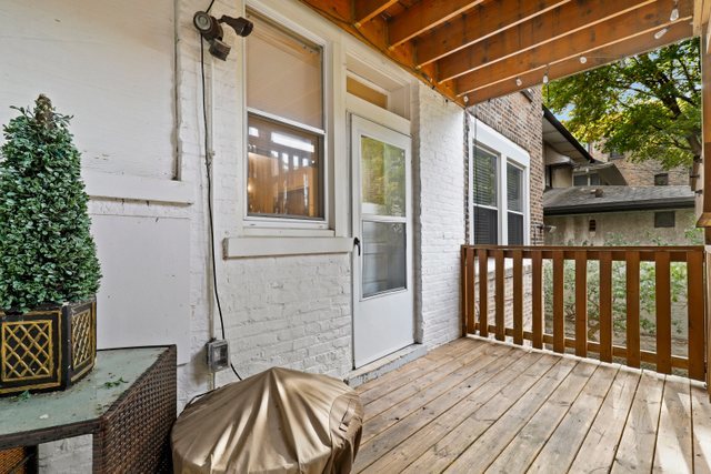 5922 N Magnolia Avenue Unit: 1S