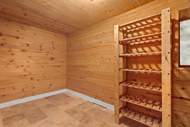 5922 N Magnolia Avenue Unit: 1S