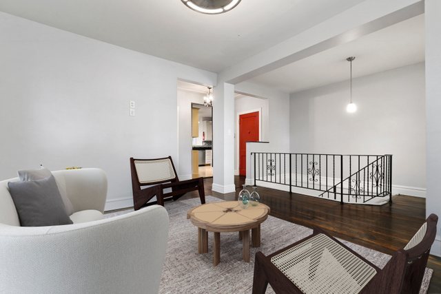 5922 N Magnolia Avenue Unit: 1S