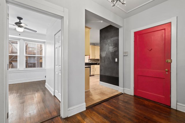 5922 N Magnolia Avenue Unit: 1S