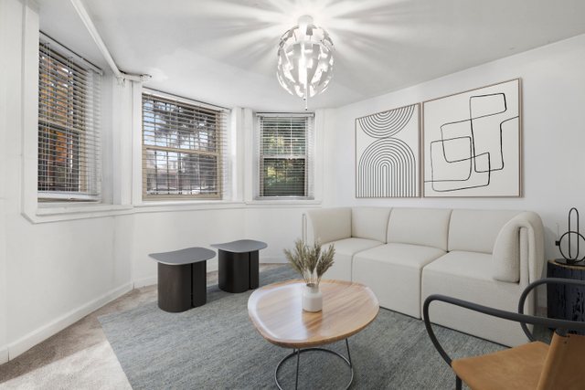 5922 N Magnolia Avenue Unit: 1S