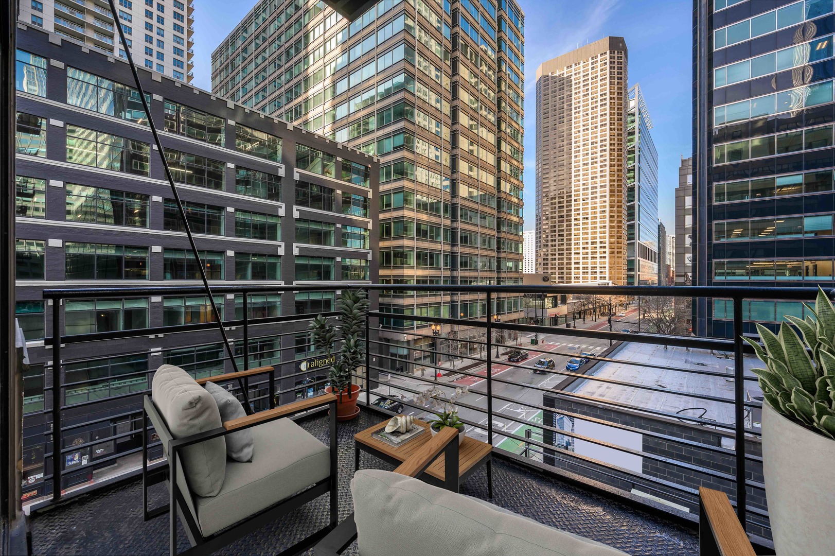 130 S Canal Street Unit: 306