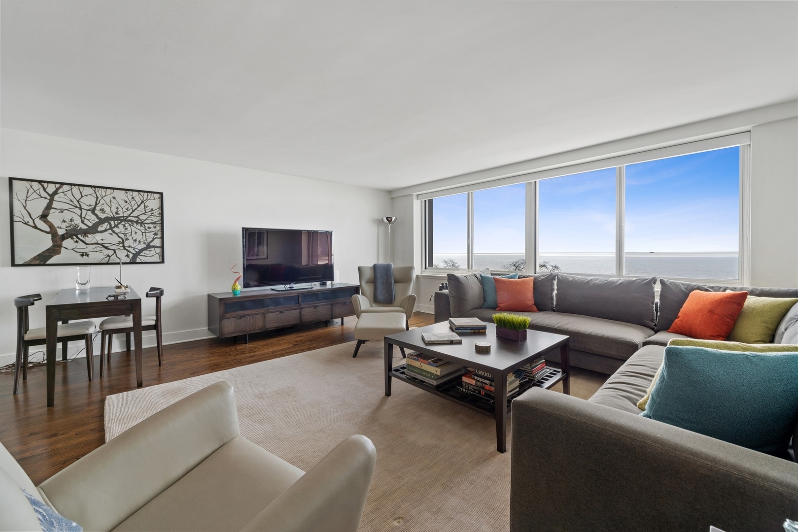 1440 N Lake Shore Drive Unit: 7E
