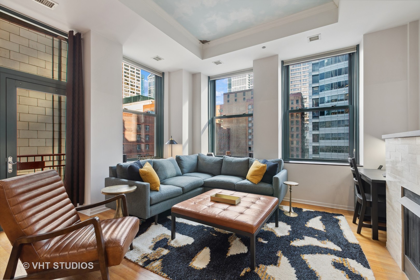 208 W Washington Street Unit: 1504