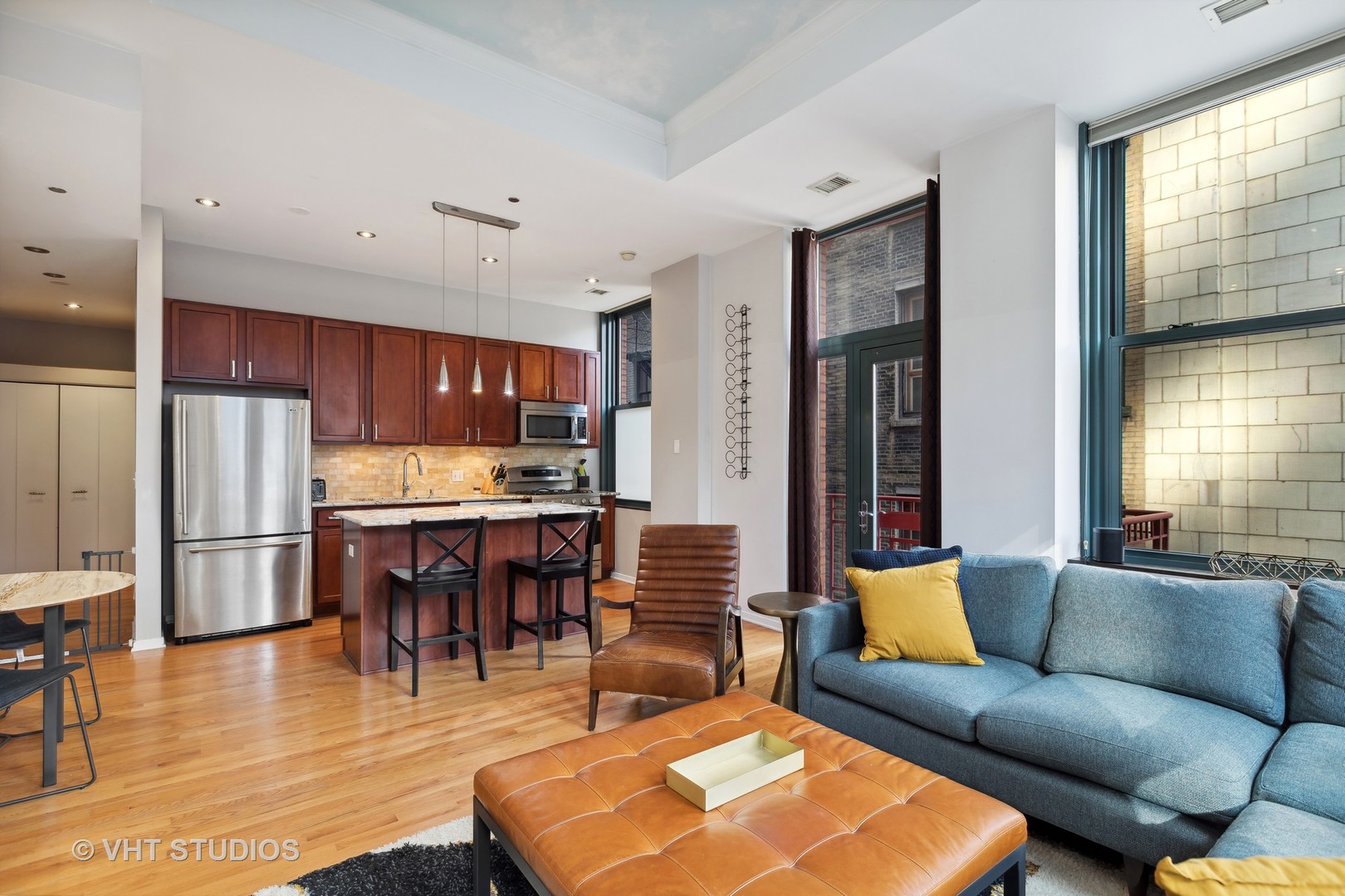 208 W Washington Street Unit: 1504