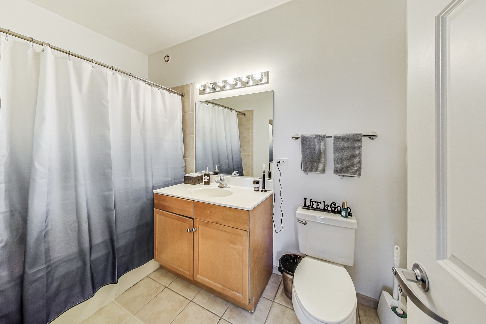 1101 S State Street Unit: 2001