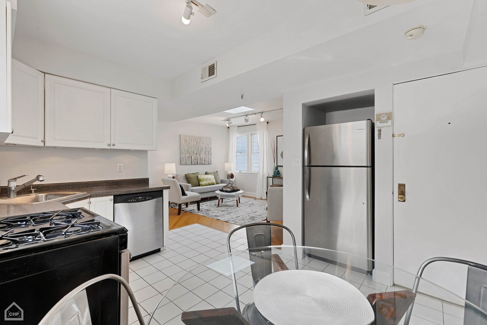 3034 N Seminary Avenue Unit: 3