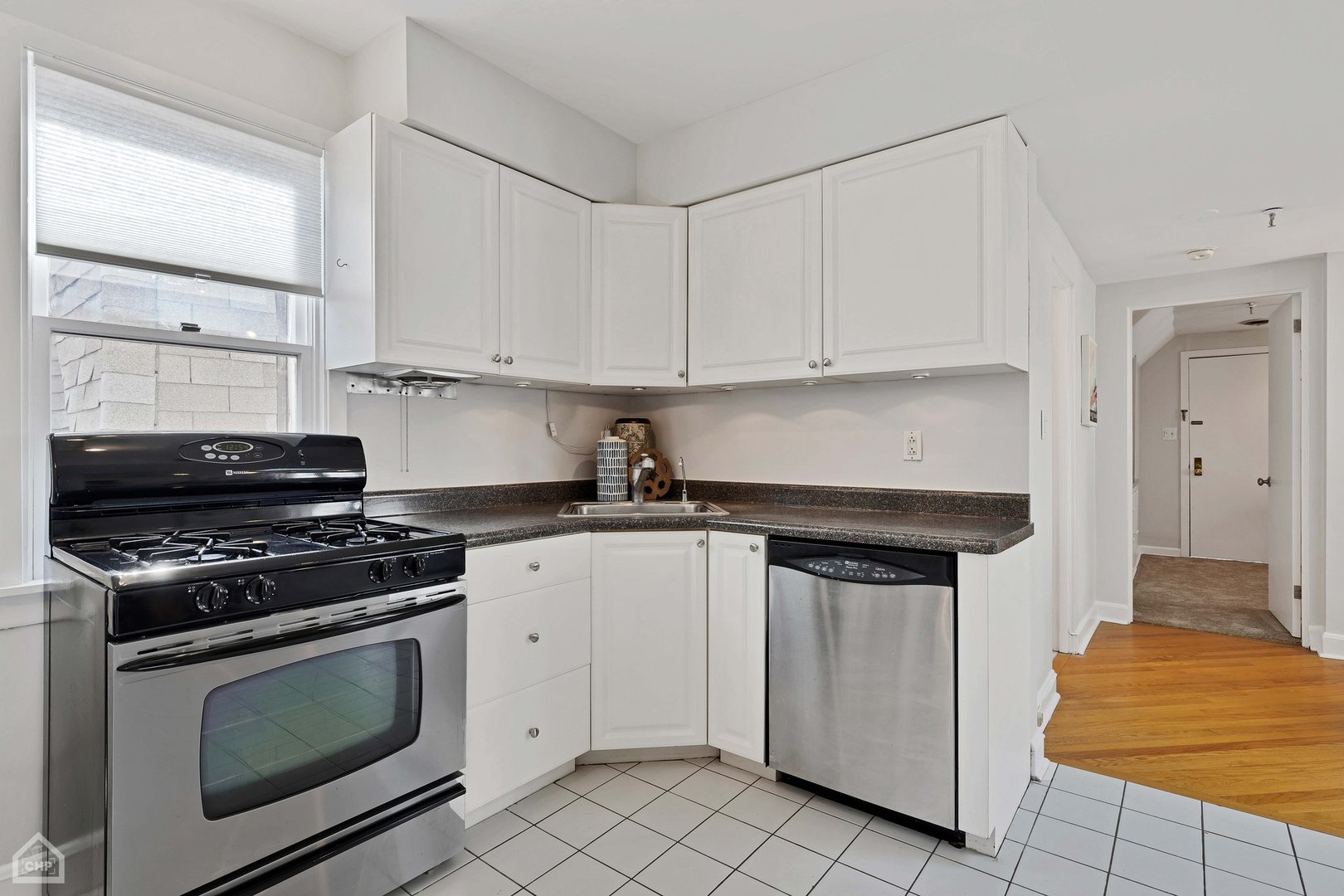 3034 N Seminary Avenue Unit: 3