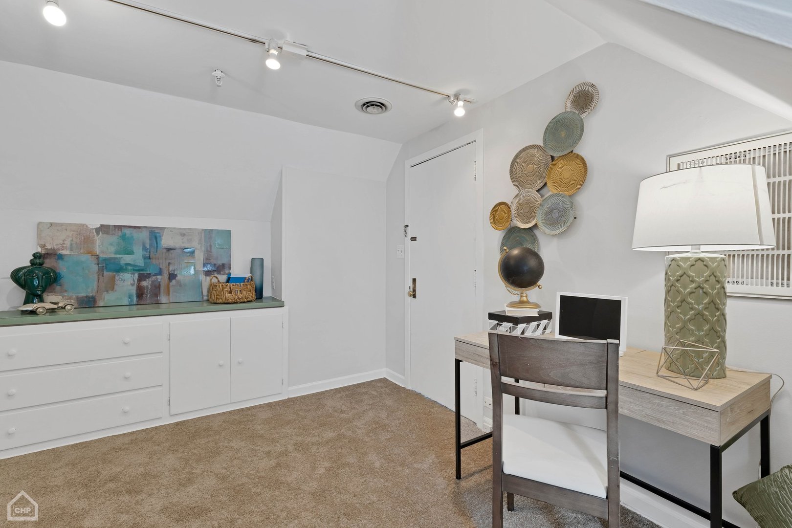 3034 N Seminary Avenue Unit: 3