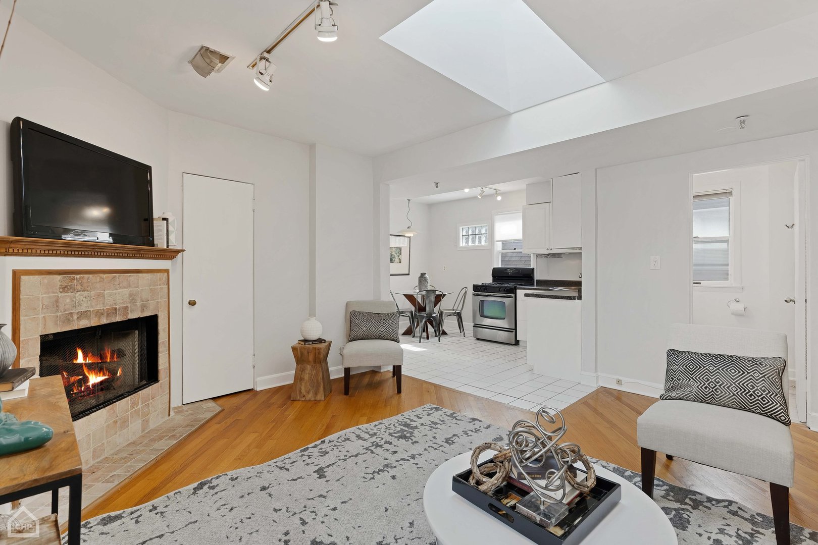 3034 N Seminary Avenue Unit: 3