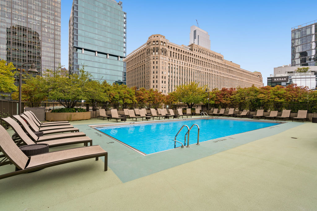 400 N LASALLE Drive Unit: 1507