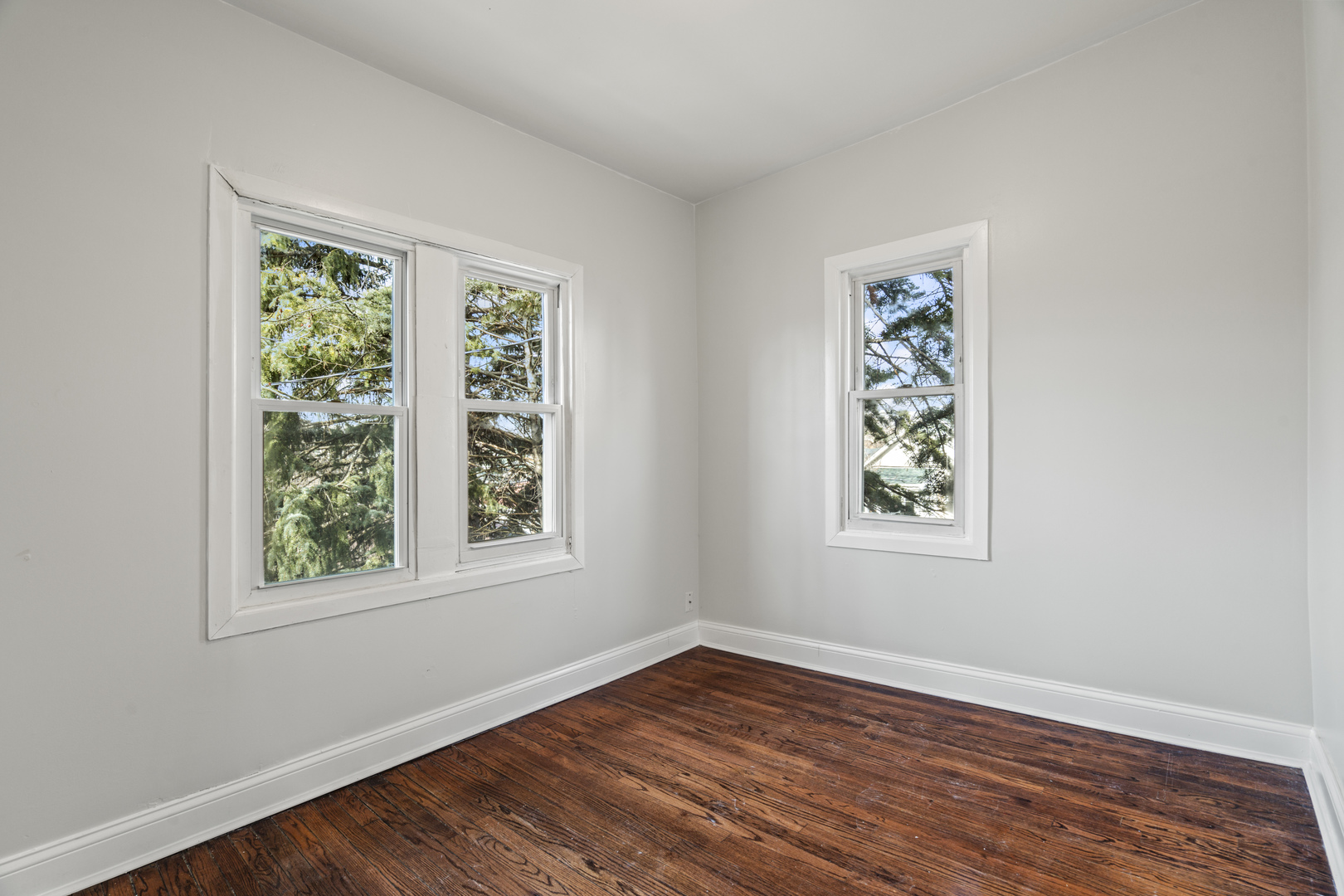 1426 N AUSTIN Boulevard