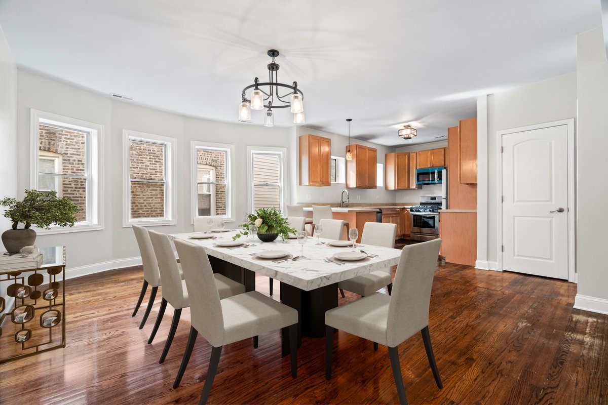 1426 N AUSTIN Boulevard