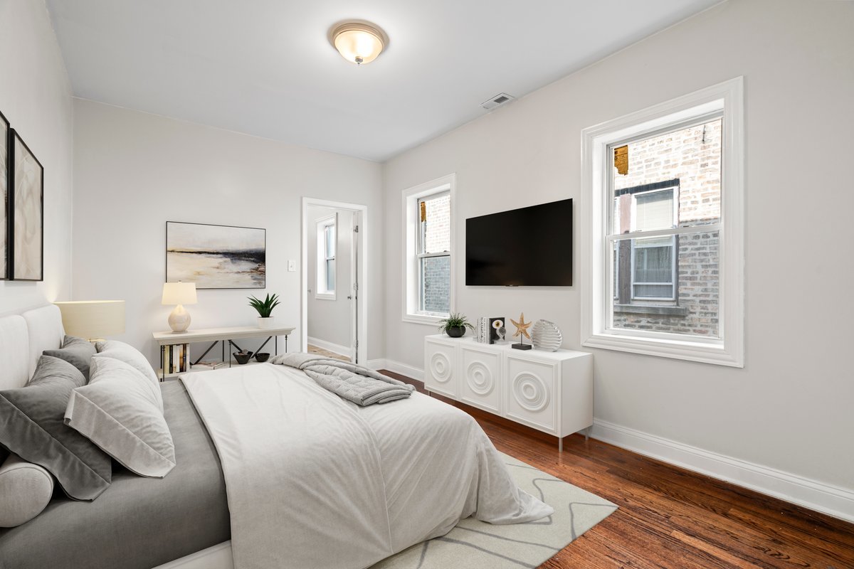 1426 N AUSTIN Boulevard