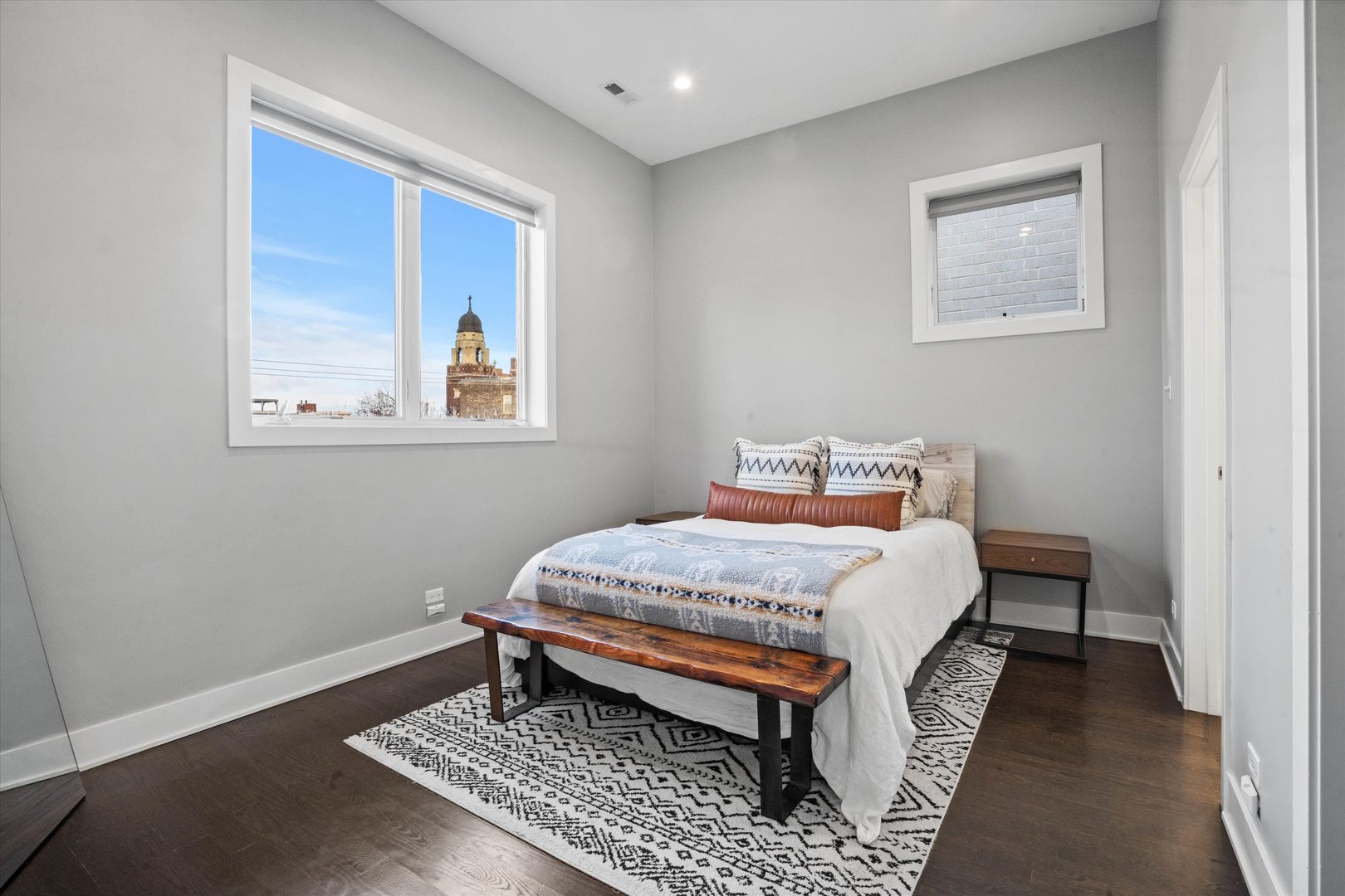 1516 W Huron Street Unit: 3