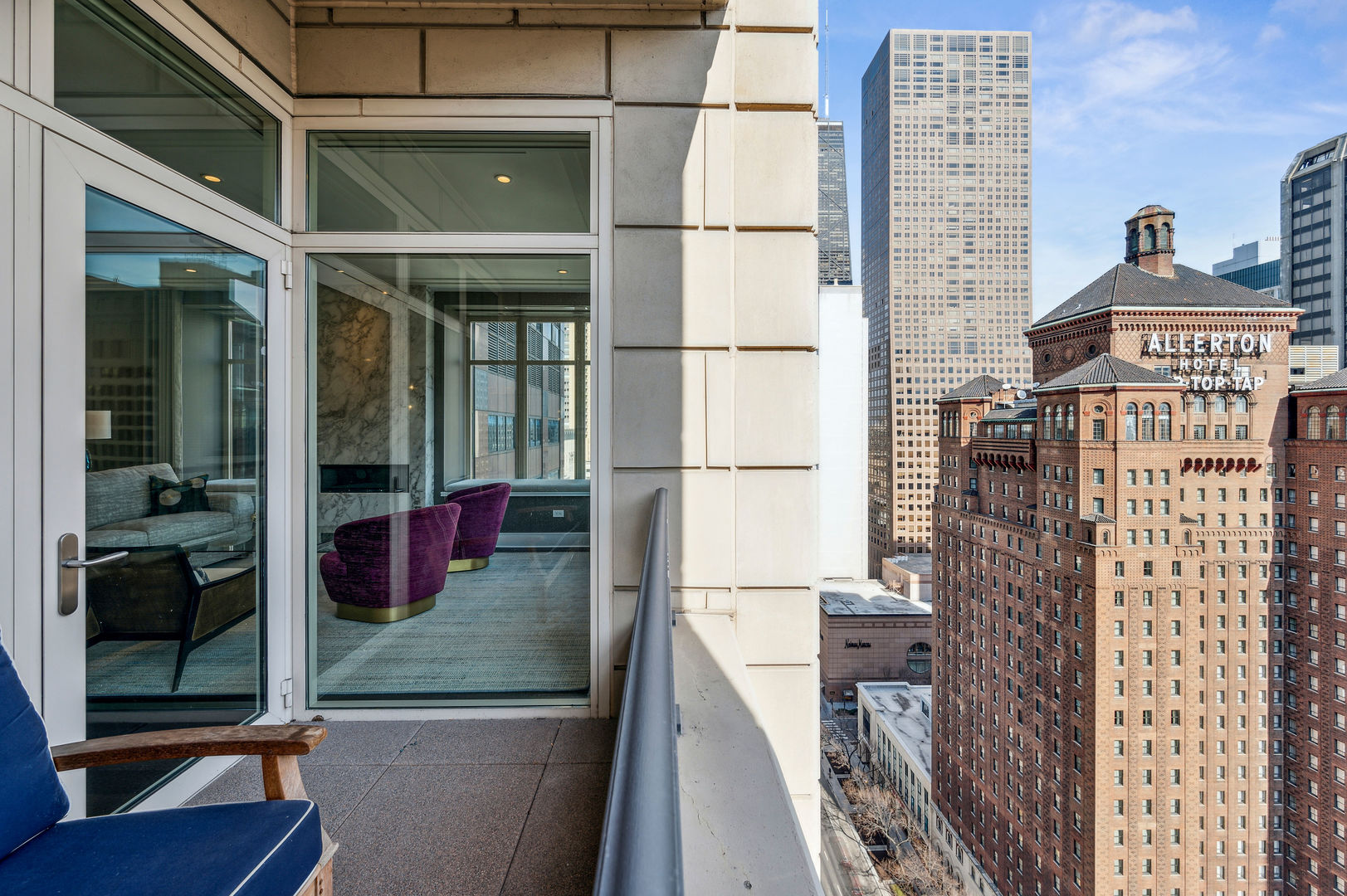 118 E ERIE Street Unit: 24C