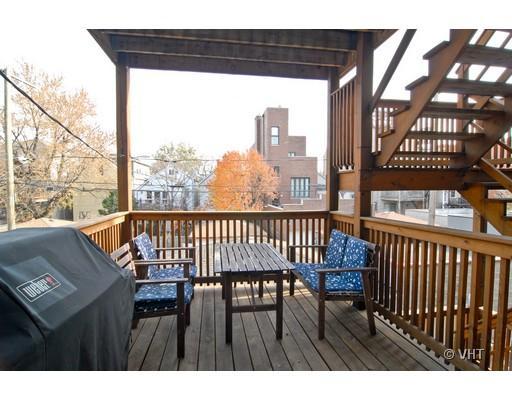 1021 N WINCHESTER Avenue Unit: 2