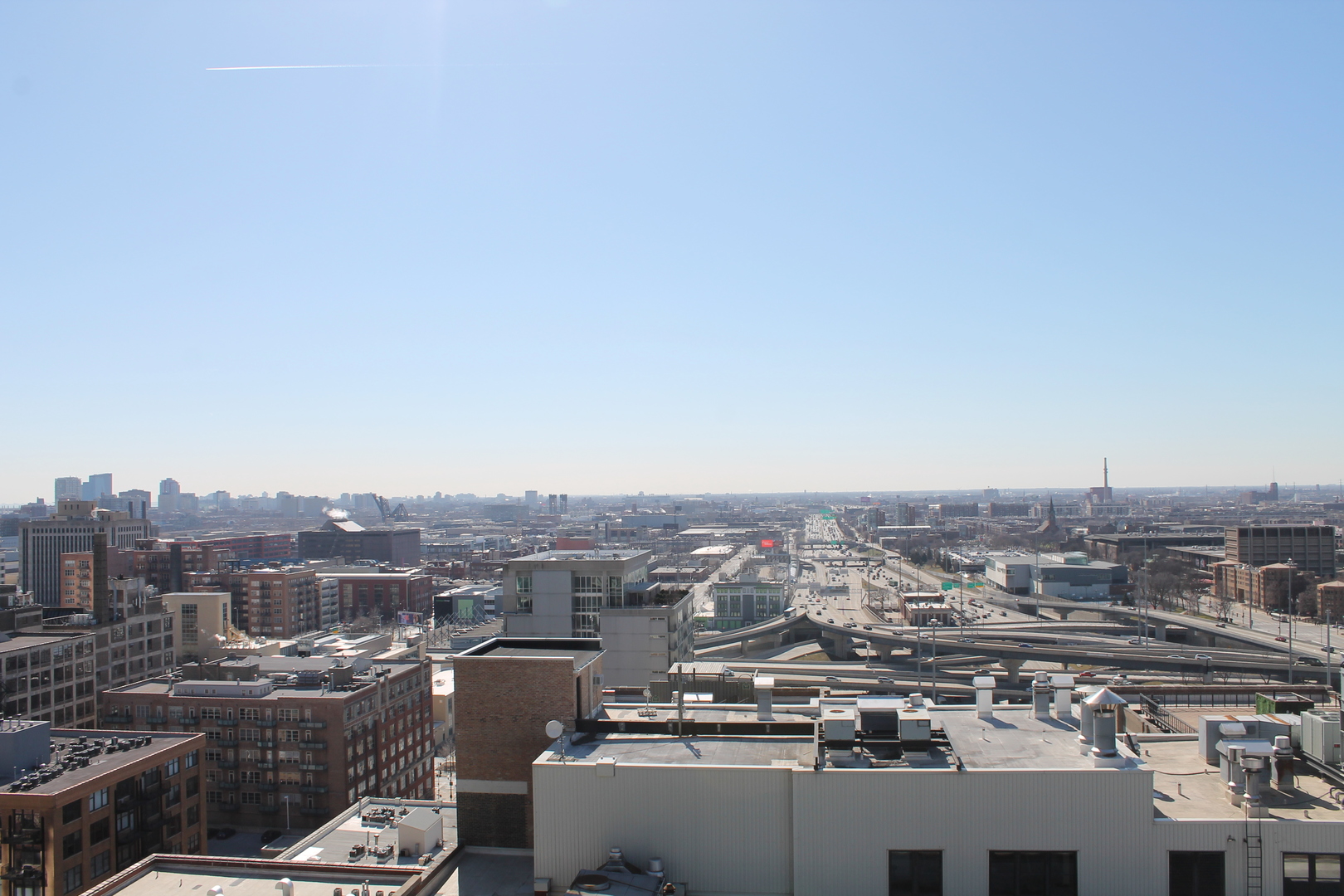 210 S Desplaines Street Unit: 2010