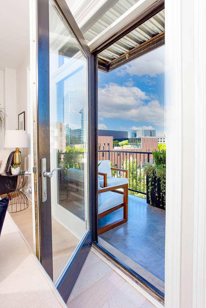 1355 W Washington Boulevard Unit: 4C