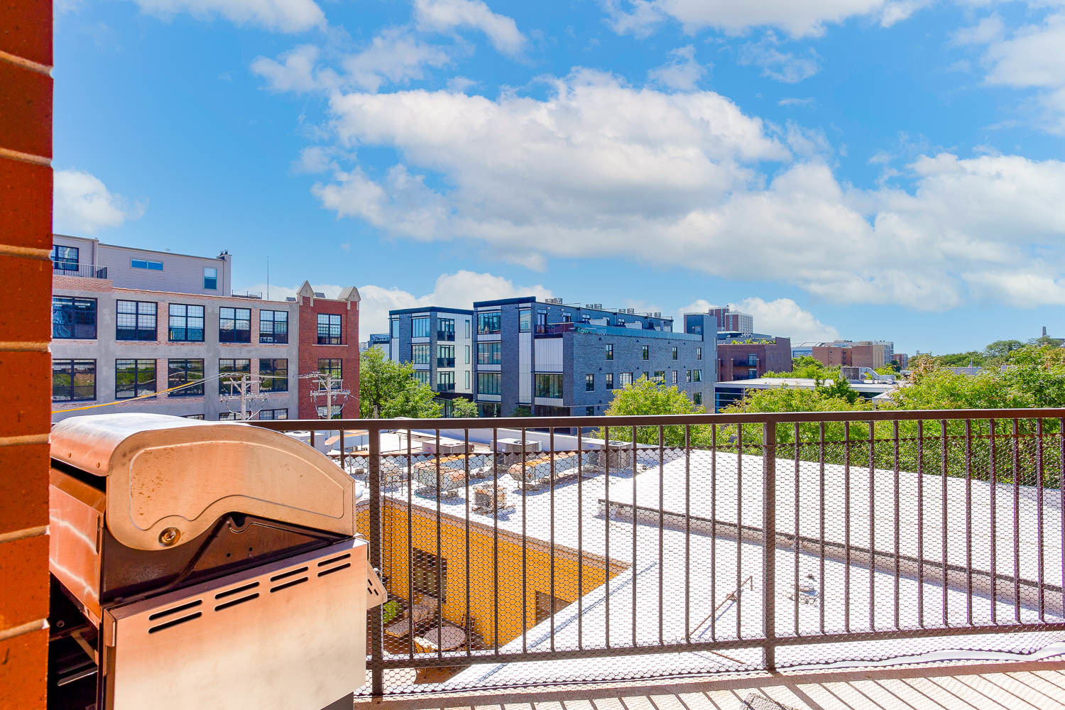 1355 W Washington Boulevard Unit: 4C