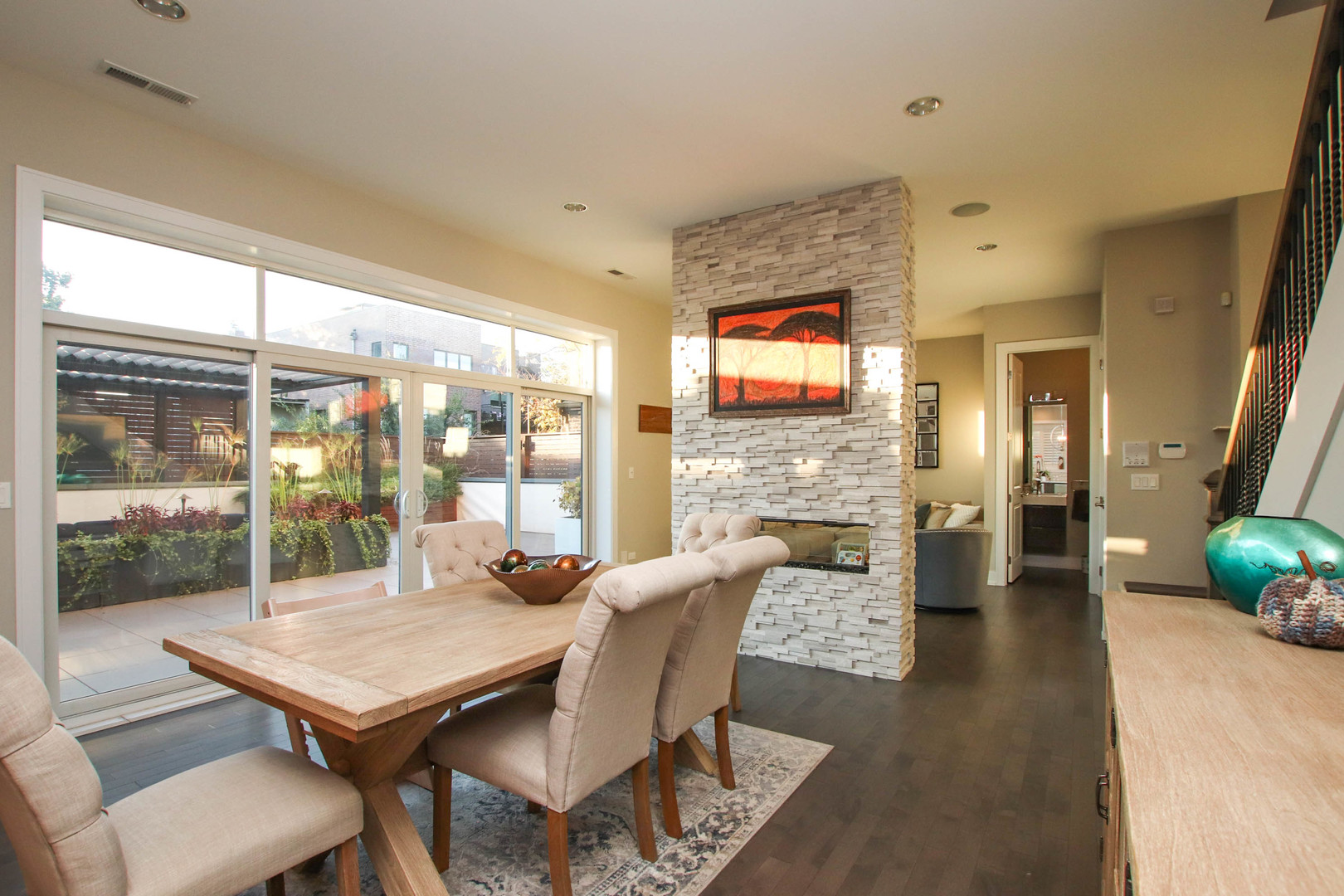 1108 N ASHLAND Avenue Unit: 3