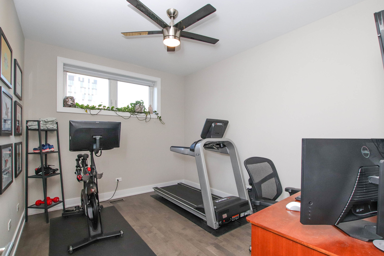 1108 N ASHLAND Avenue Unit: 3