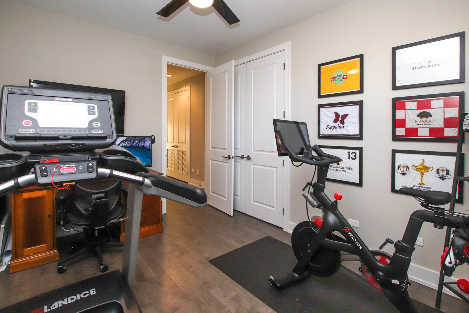 1108 N ASHLAND Avenue Unit: 3