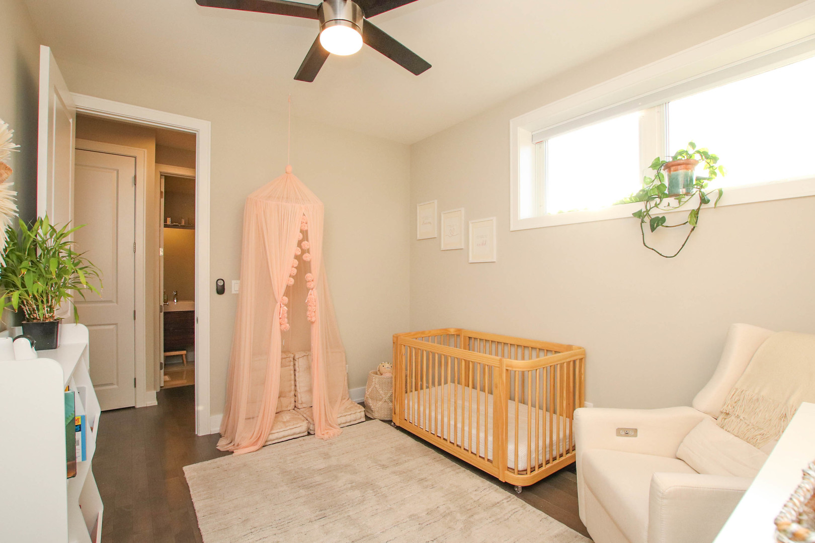 1108 N ASHLAND Avenue Unit: 3