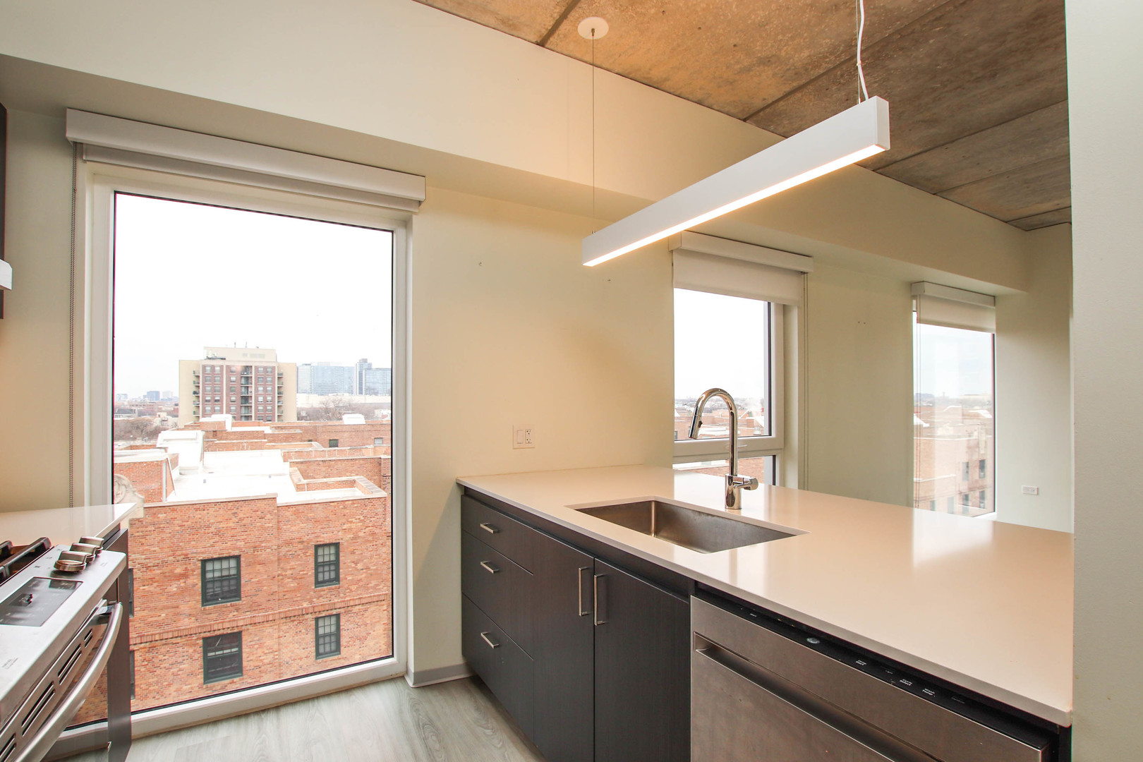 343 W Schiller Street Unit: 701