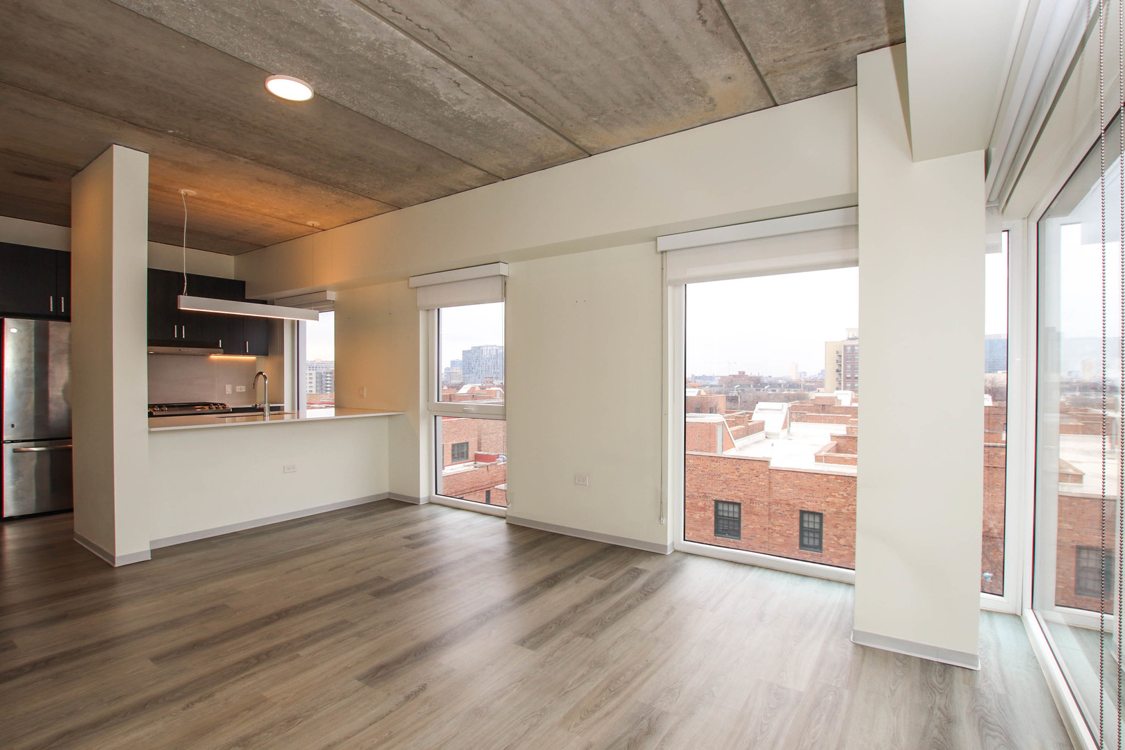 343 W Schiller Street Unit: 701