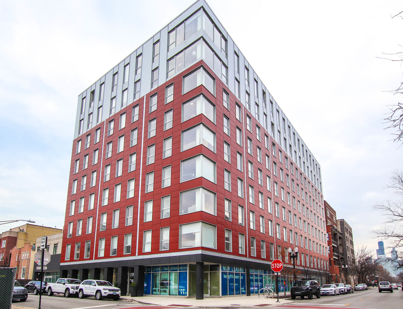 343 W Schiller Street Unit: 701
