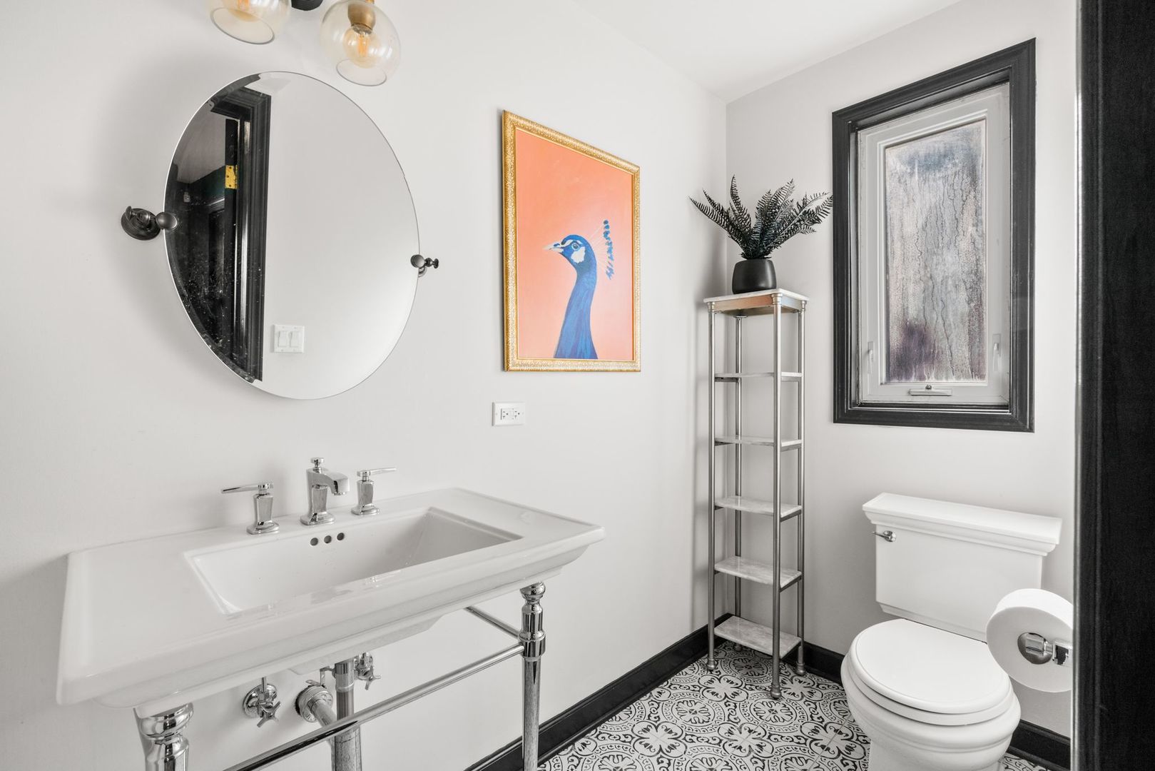 3738 N Monticello Avenue