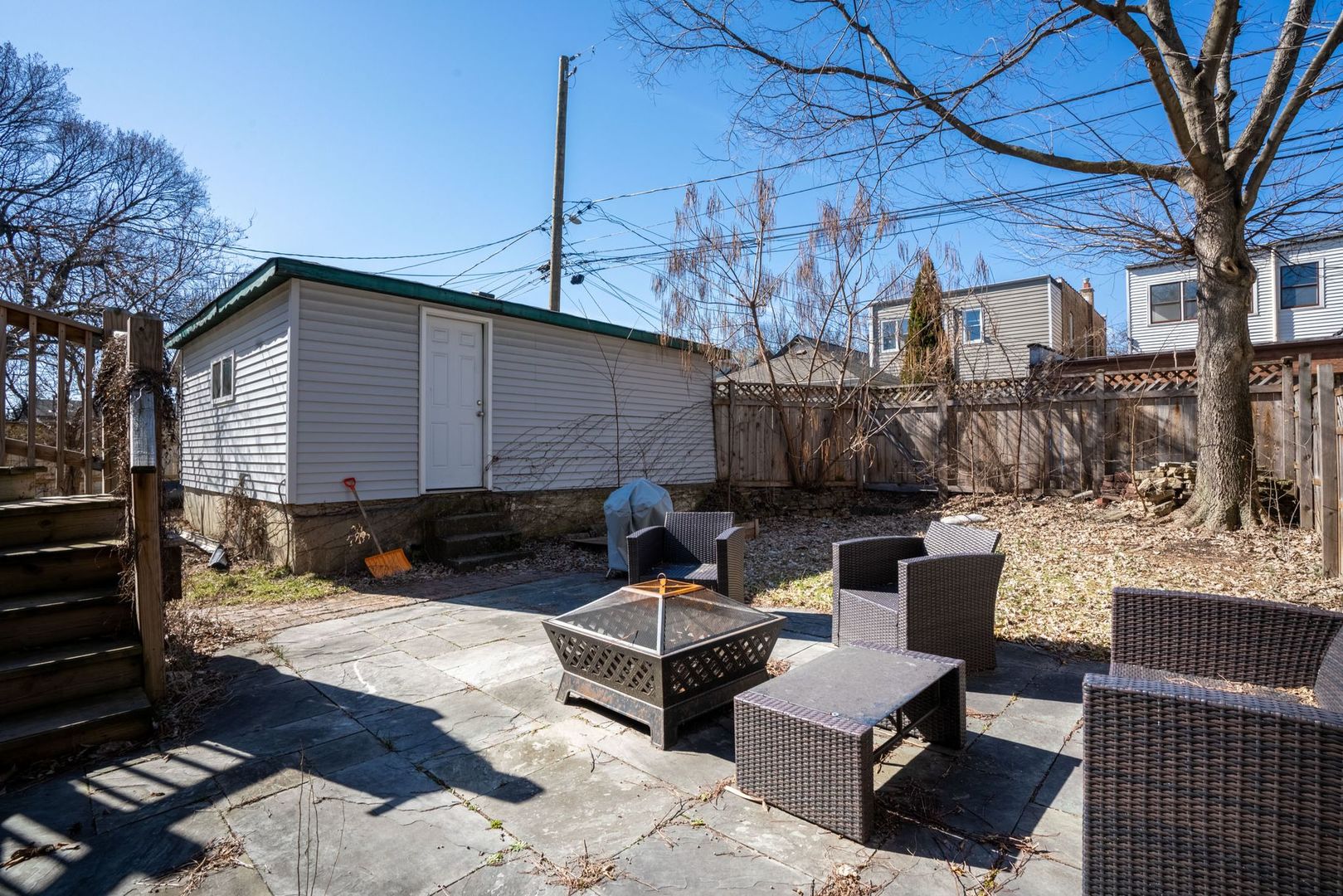 3738 N Monticello Avenue