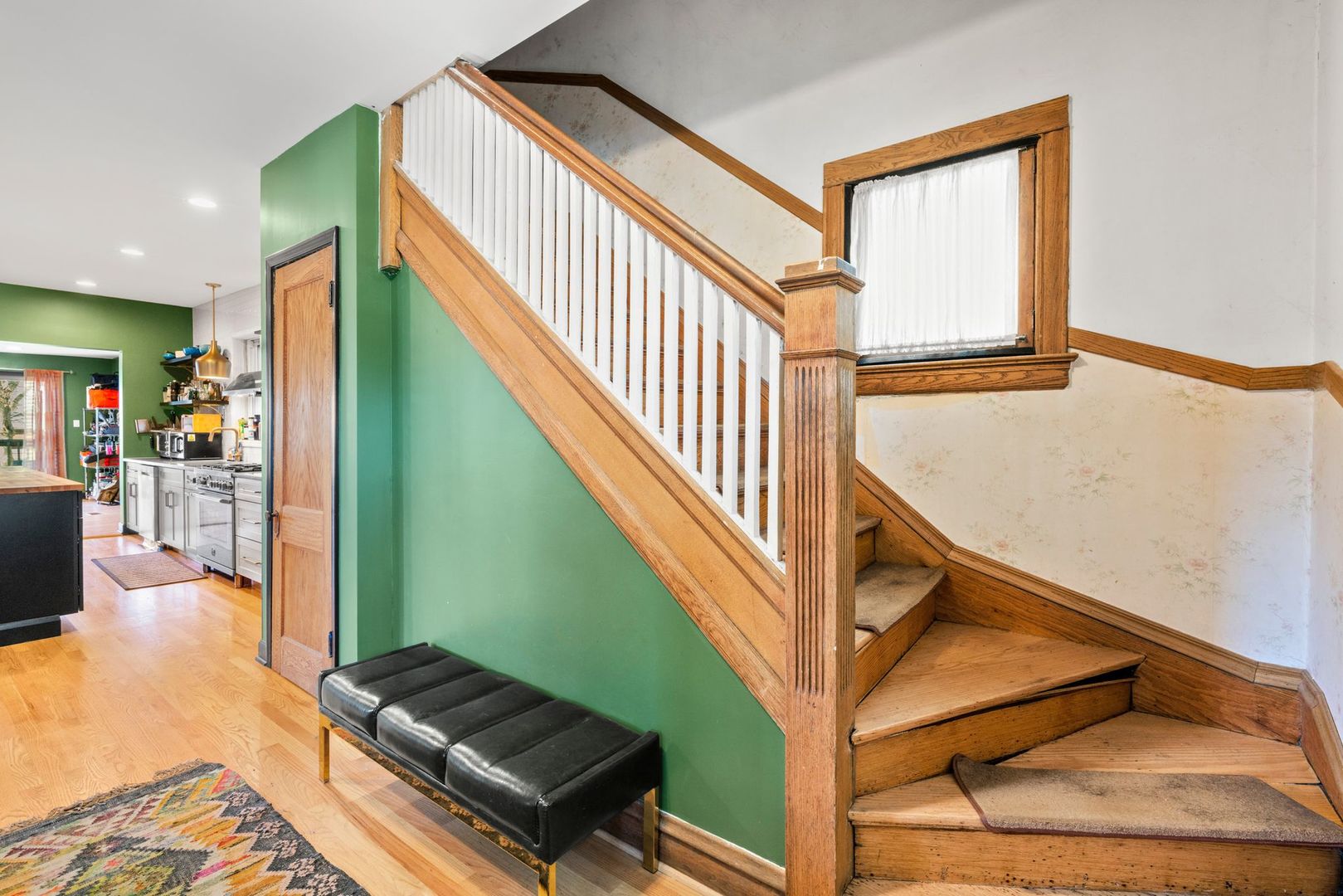 3738 N Monticello Avenue