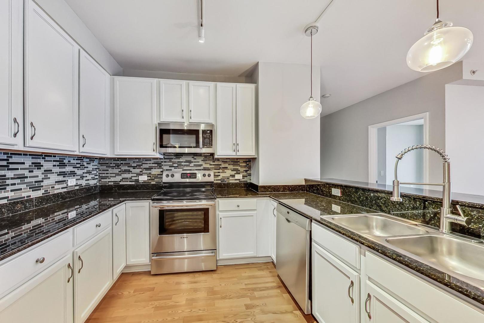 100 E 14th Street Unit: 1202