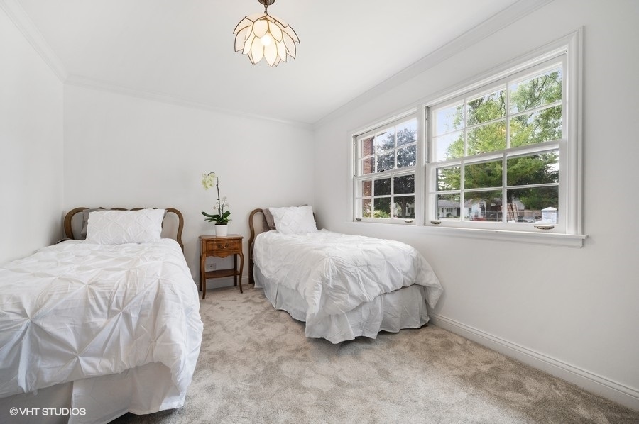 2602 Greenleaf Avenue