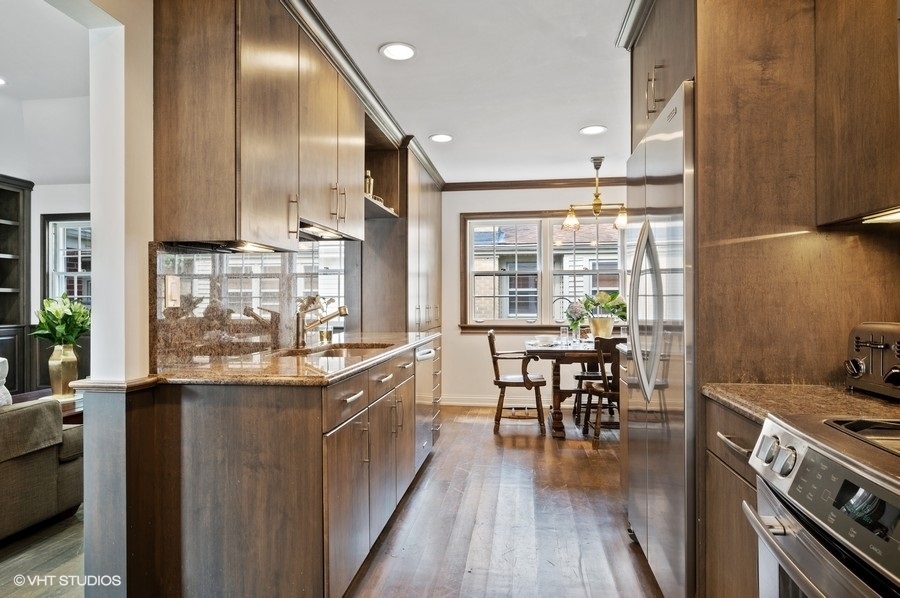 2602 Greenleaf Avenue