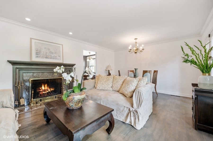 2602 Greenleaf Avenue