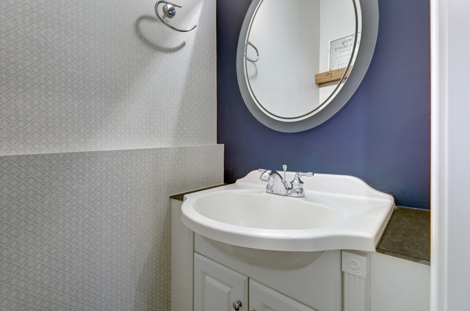 1424 W Grand Avenue Unit: 1