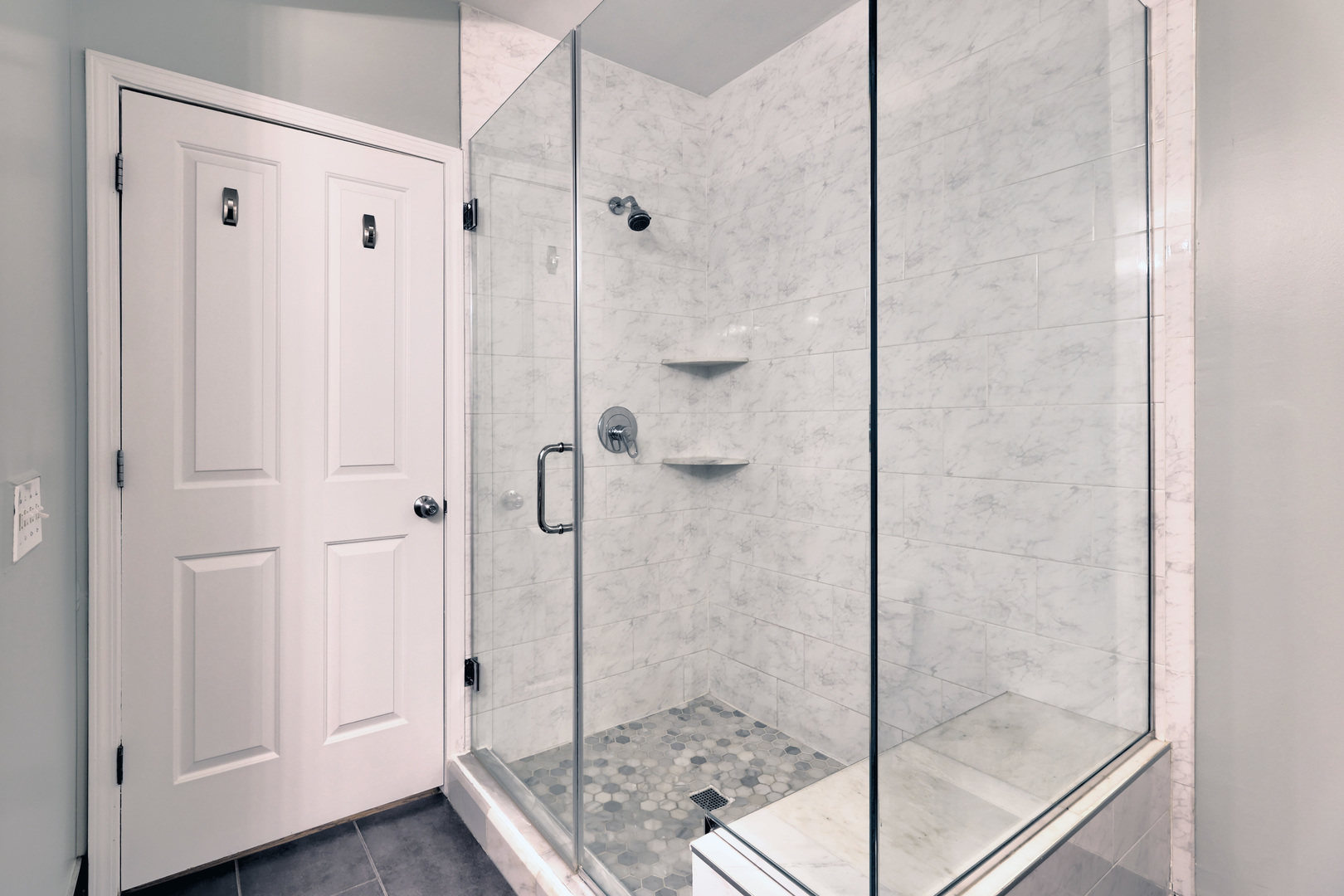 1424 W Grand Avenue Unit: 1