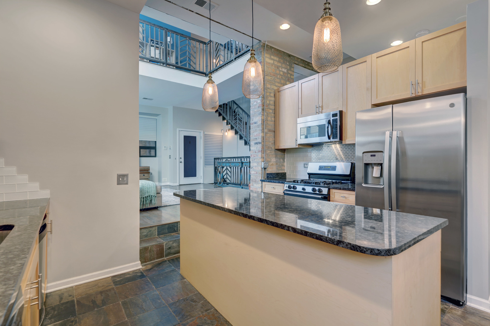 1424 W Grand Avenue Unit: 1