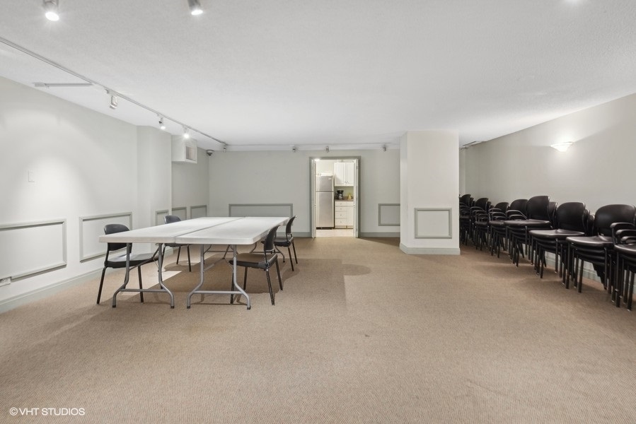 3550 N Lake Shore Drive Unit: 1825